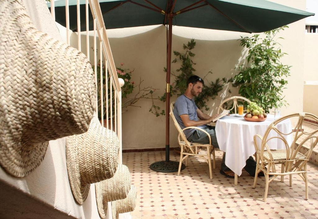 Riad Tizwa Fes Exterior photo
